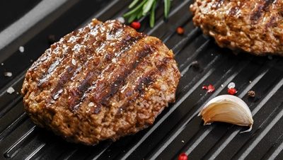 ‘Best Burgers in Town’ Recipe for Father’s Day