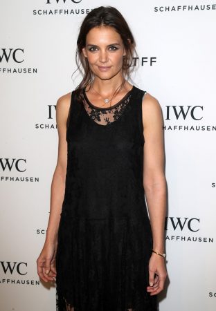 Katie Holmes’ Body Likely Due to Paleo Diet