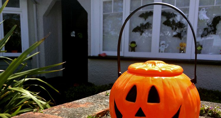 Spooky Halloween Party Ideas for Last Minute Halloween Celebration