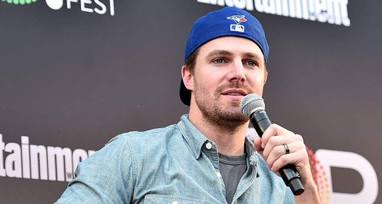 Green Arrow Stephen Amell Set for CW Crossover: A Look at Oliver Queen’s Workout For “Arrow”