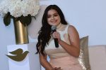Ariel Winter Flaunts Bikini Body with Levi Meaden: Modern Family Star Keeps Fit with Strict Workout Routine