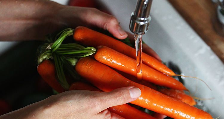 Carrot-Juicing