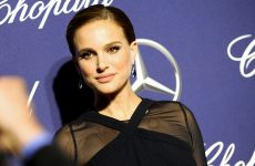 Jackie Star Natalie Portman Sweating it Out, Staying Healthy during Pregnancy